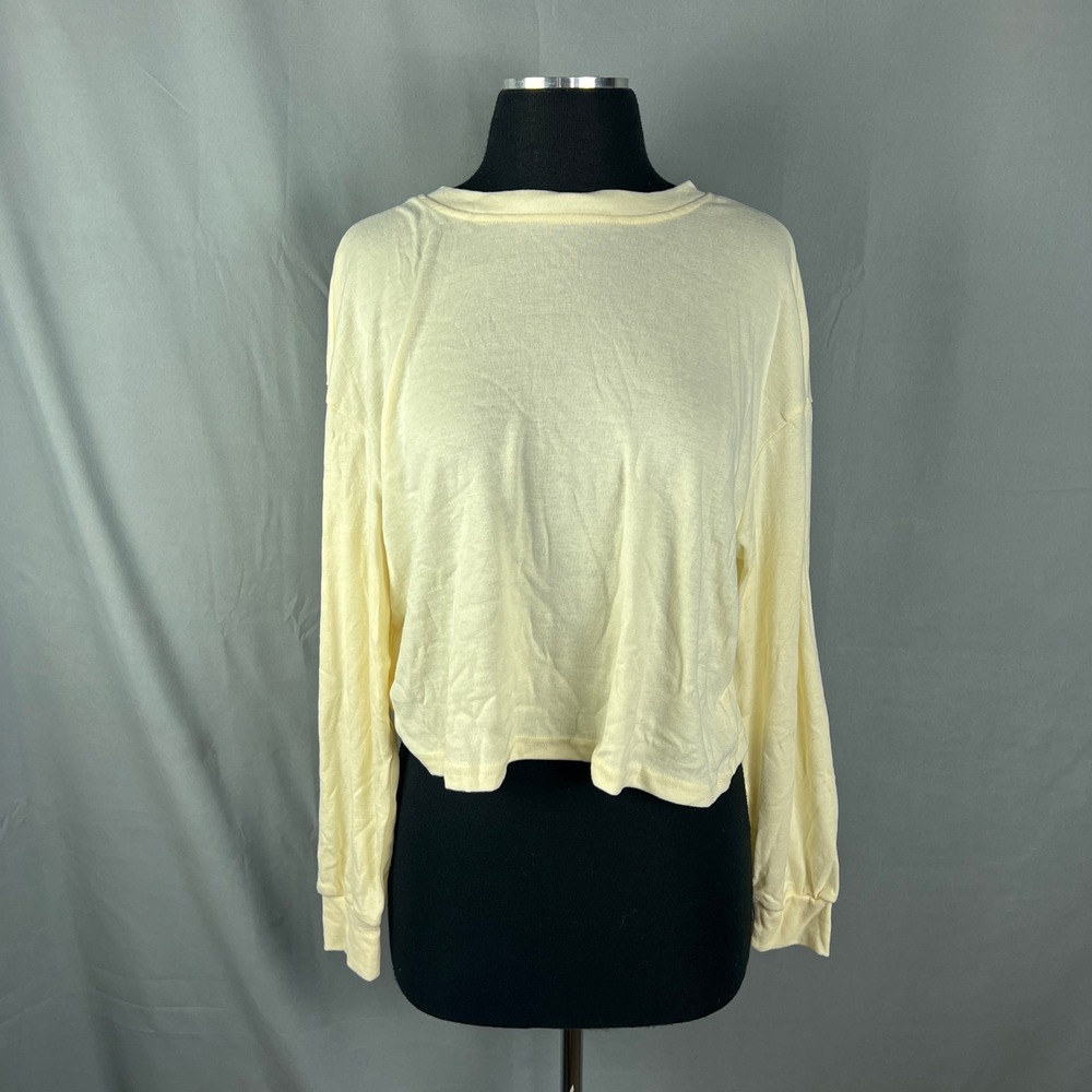 Ficerd Crop Top Womens Medium Light Yellow Cotton Stretch Long Sleeve Crew Neck